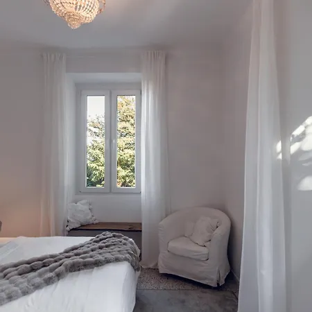 Elisabetta Maggiore Daire Belgirate