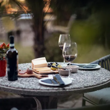 Elisabetta Maggiore *